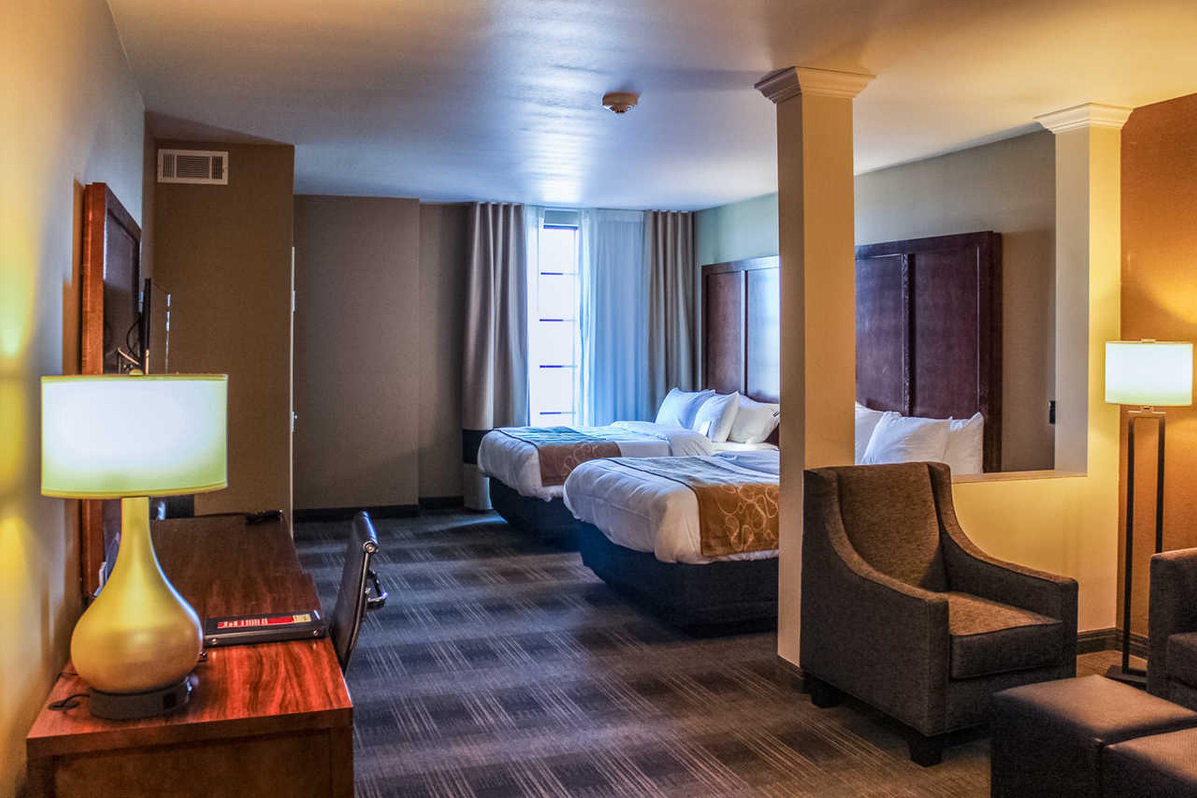 Comfort Suites University Brookings Eksteriør billede