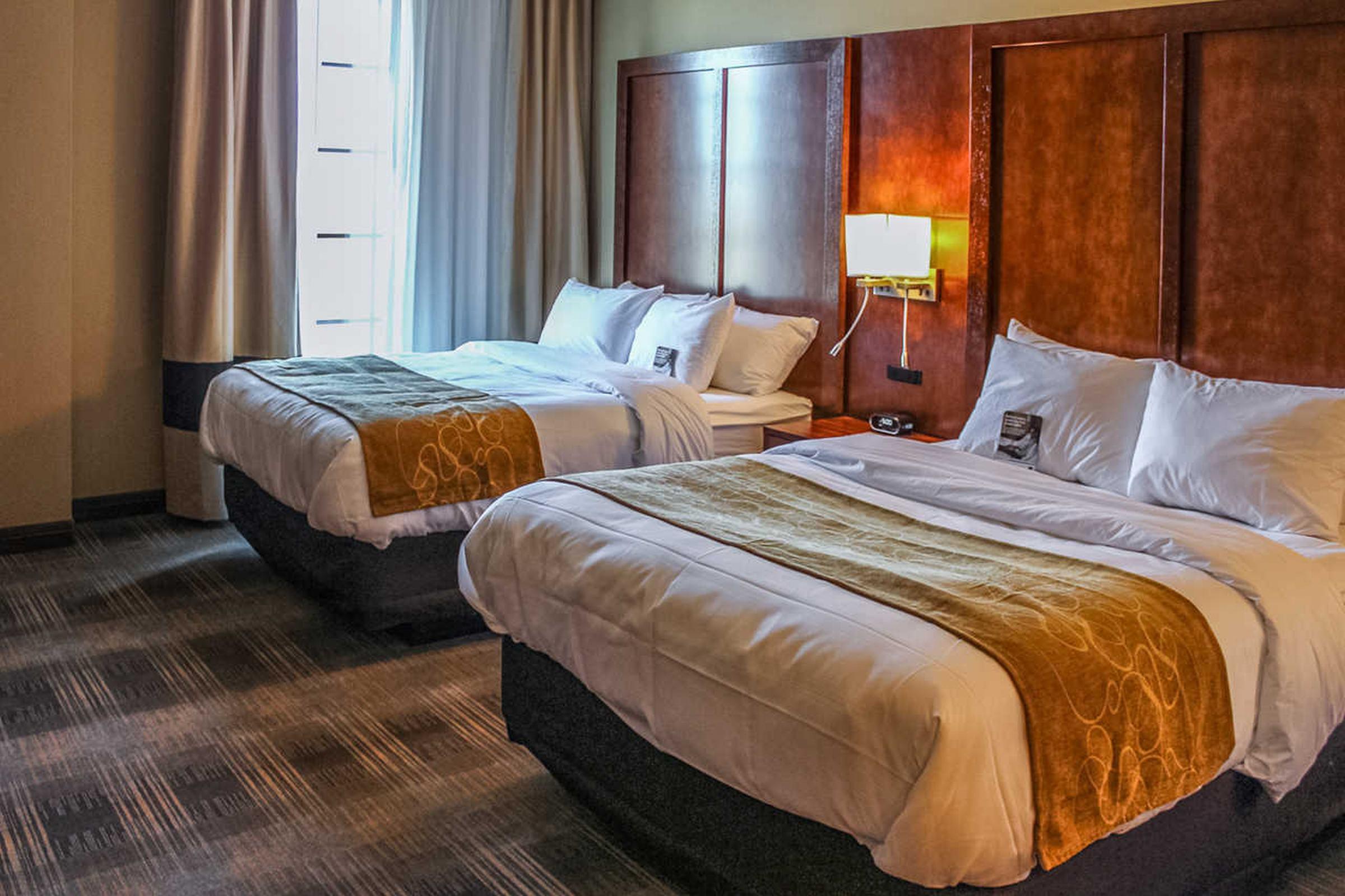 Comfort Suites University Brookings Eksteriør billede