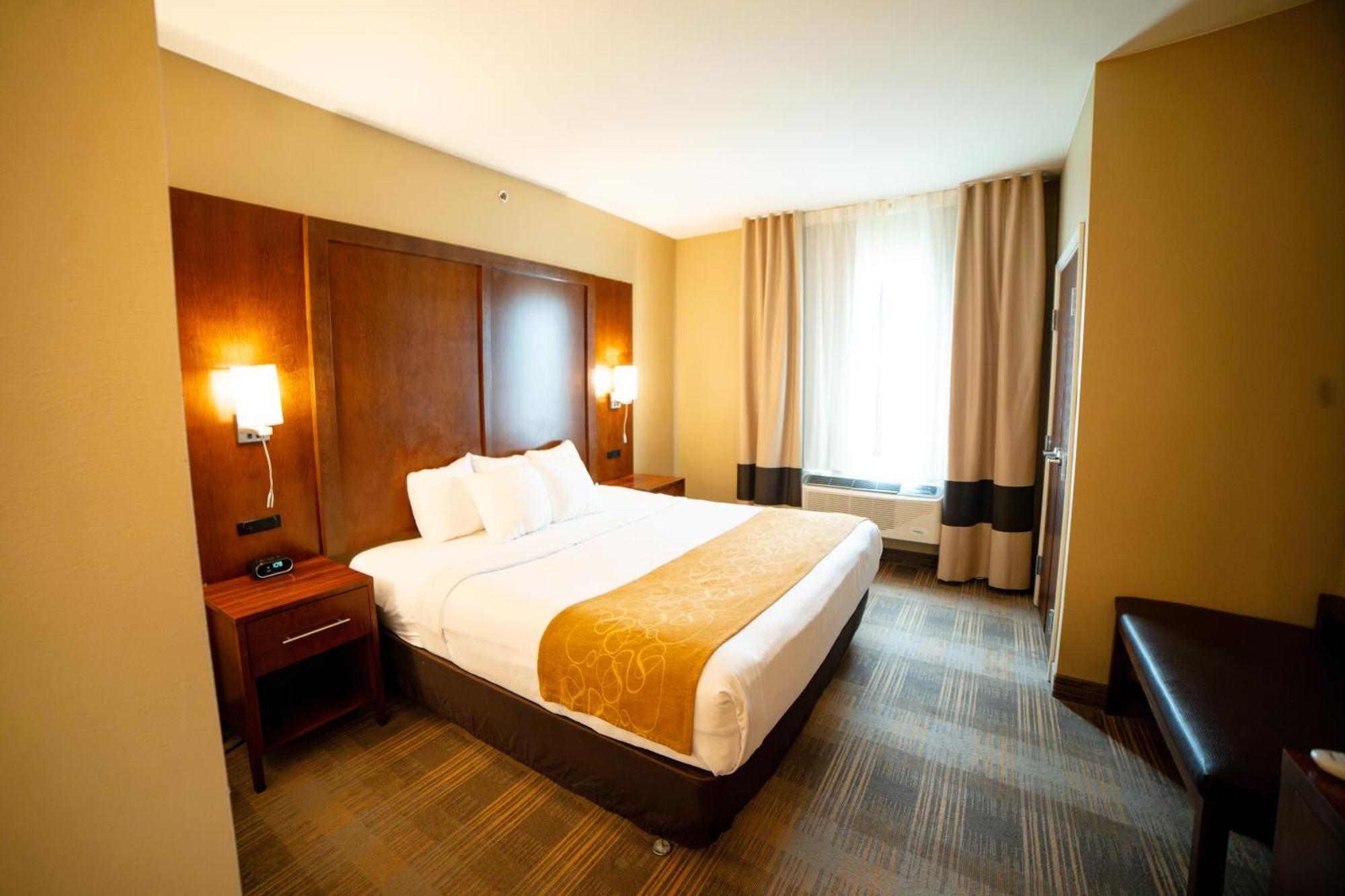 Comfort Suites University Brookings Eksteriør billede