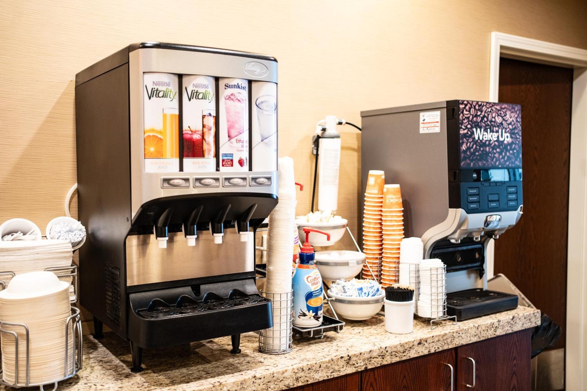 Comfort Suites University Brookings Eksteriør billede