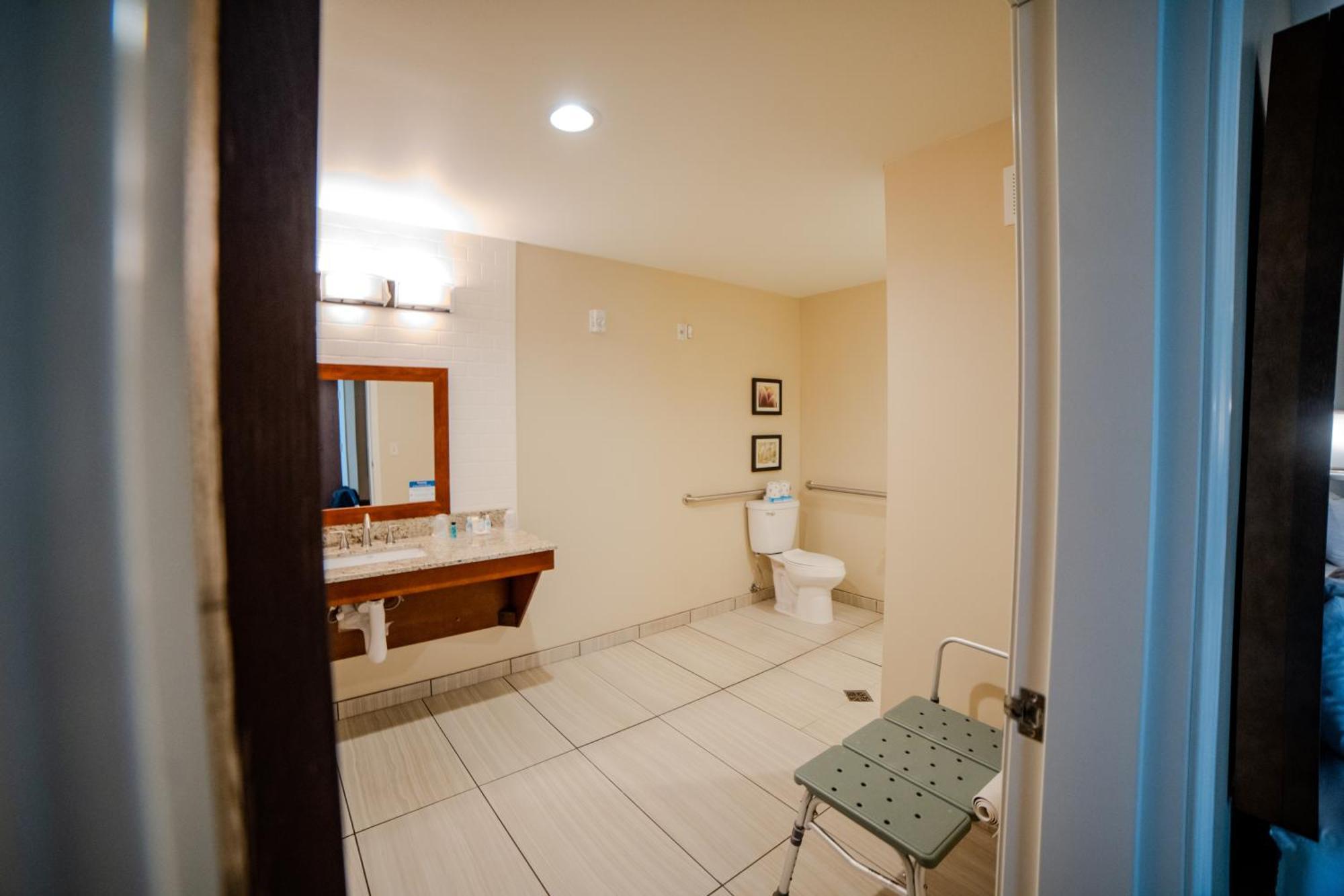 Comfort Suites University Brookings Eksteriør billede