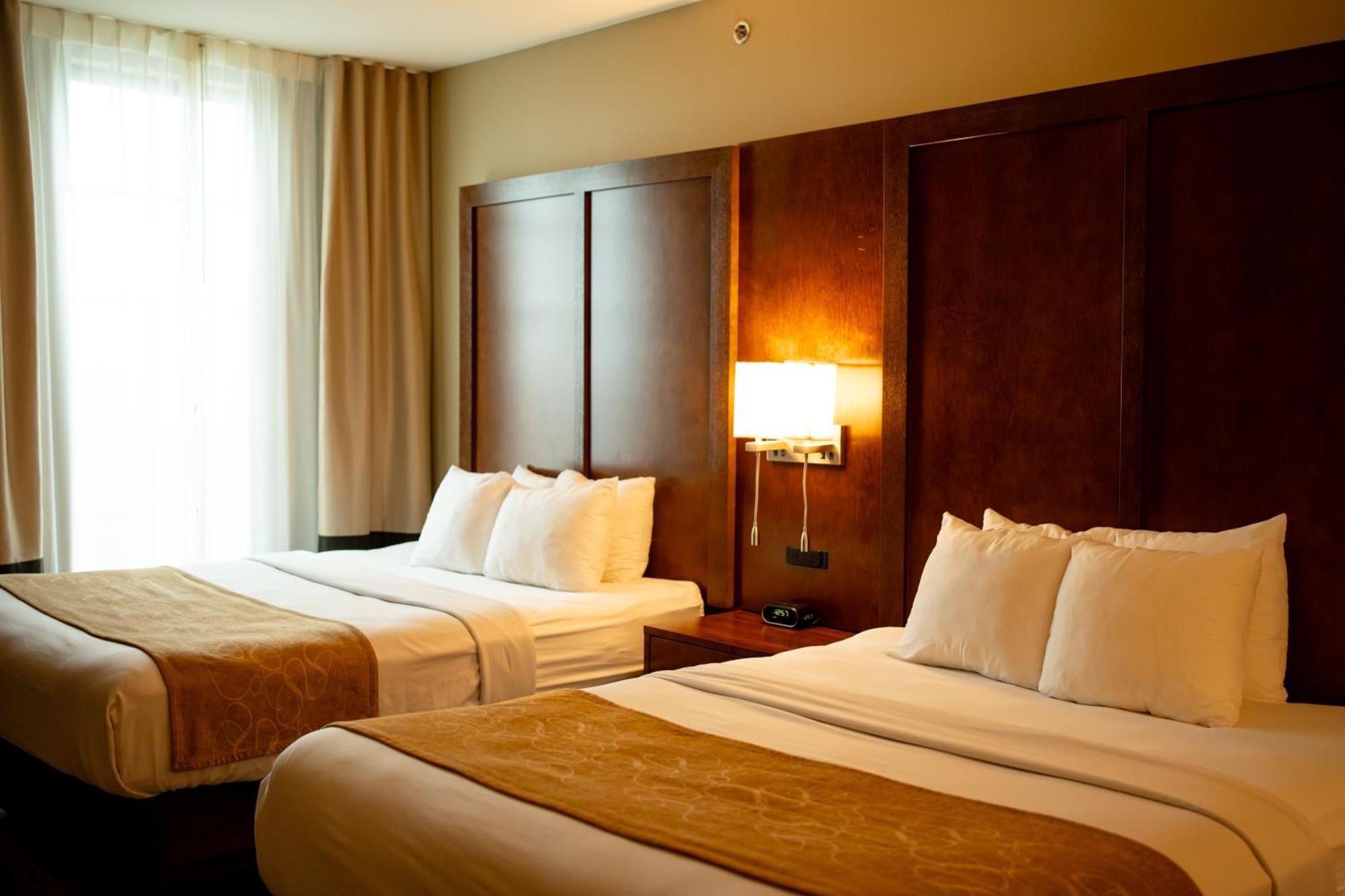 Comfort Suites University Brookings Eksteriør billede