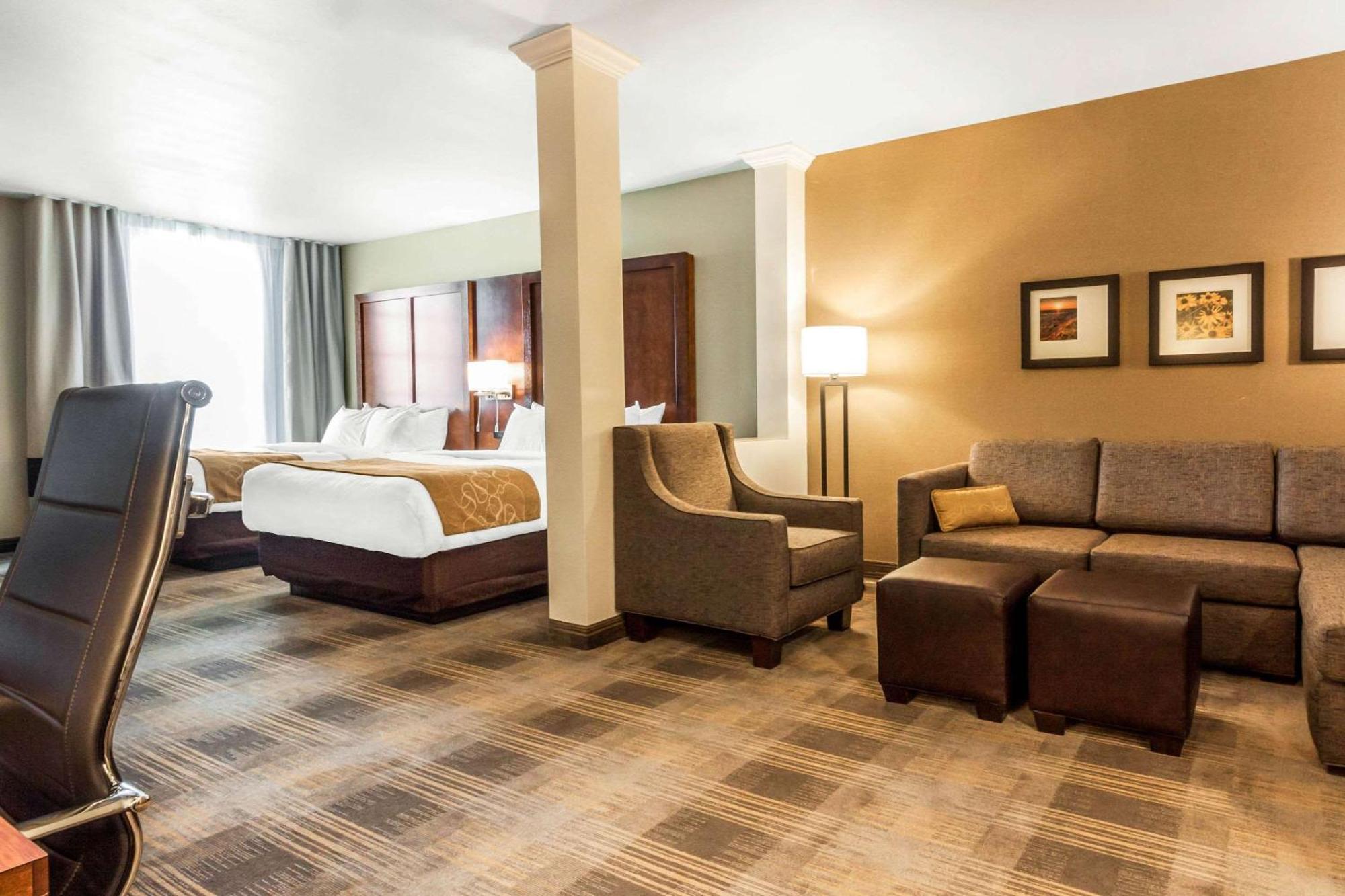 Comfort Suites University Brookings Eksteriør billede